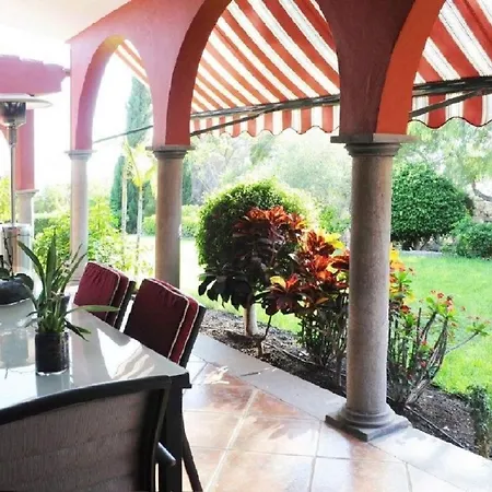 Agradable Viila Con Piscina Сasa de vacaciones *